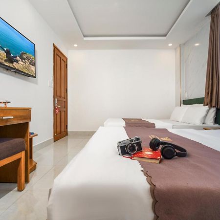 Trang Ngan Hotel By Thg Da Nang Exteriör bild