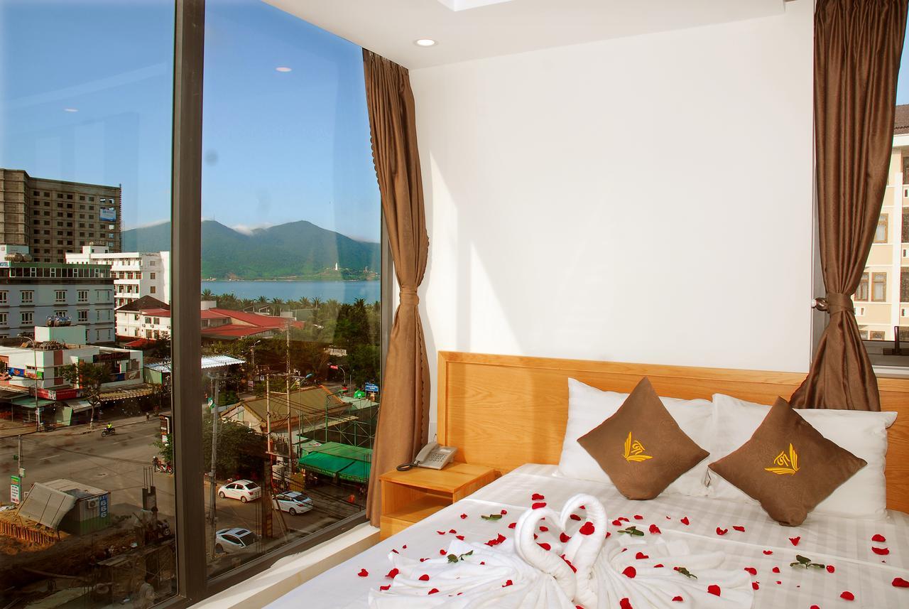 Trang Ngan Hotel By Thg Da Nang Exteriör bild