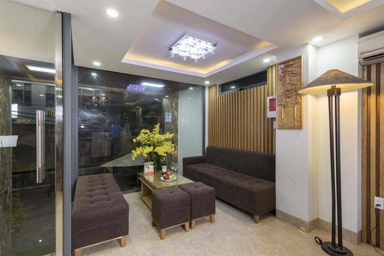 Trang Ngan Hotel By Thg Da Nang Exteriör bild