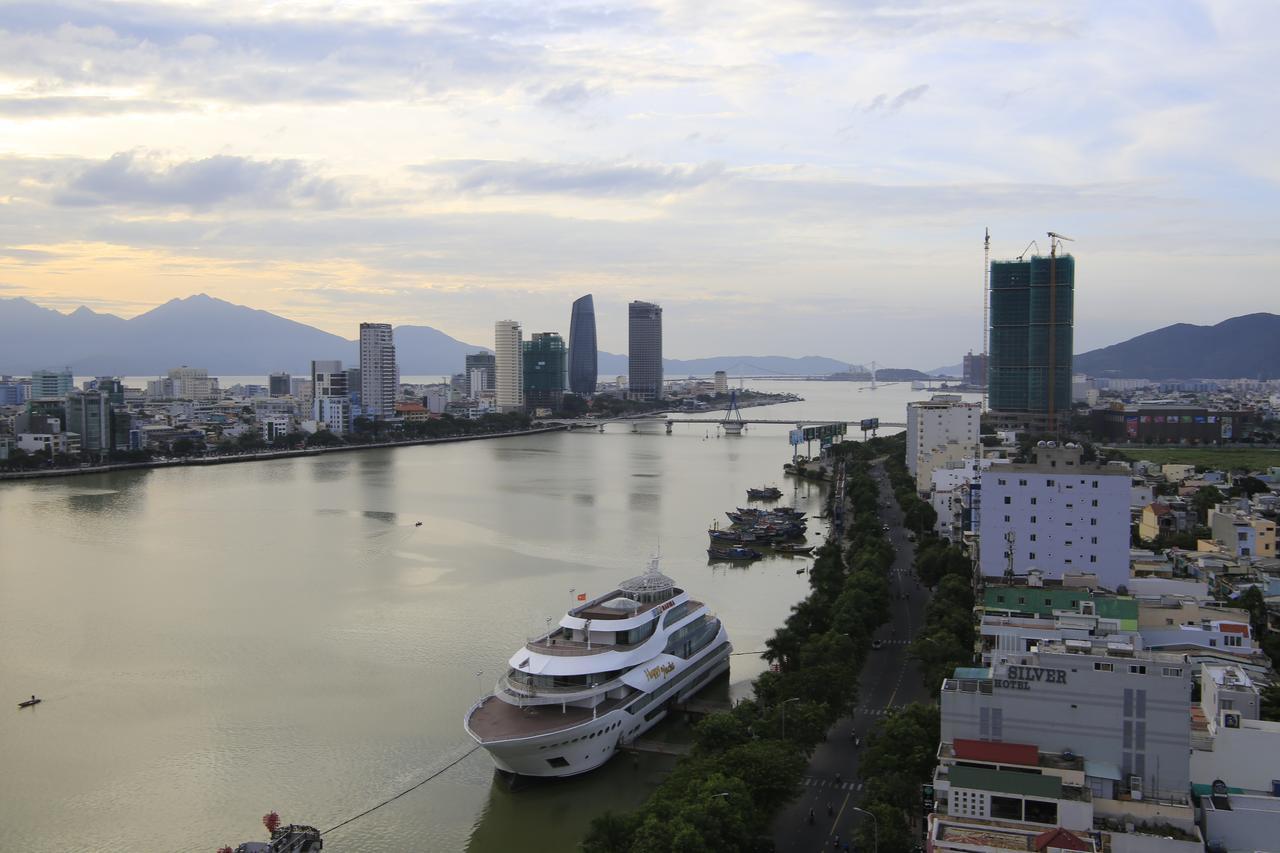 Trang Ngan Hotel By Thg Da Nang Exteriör bild